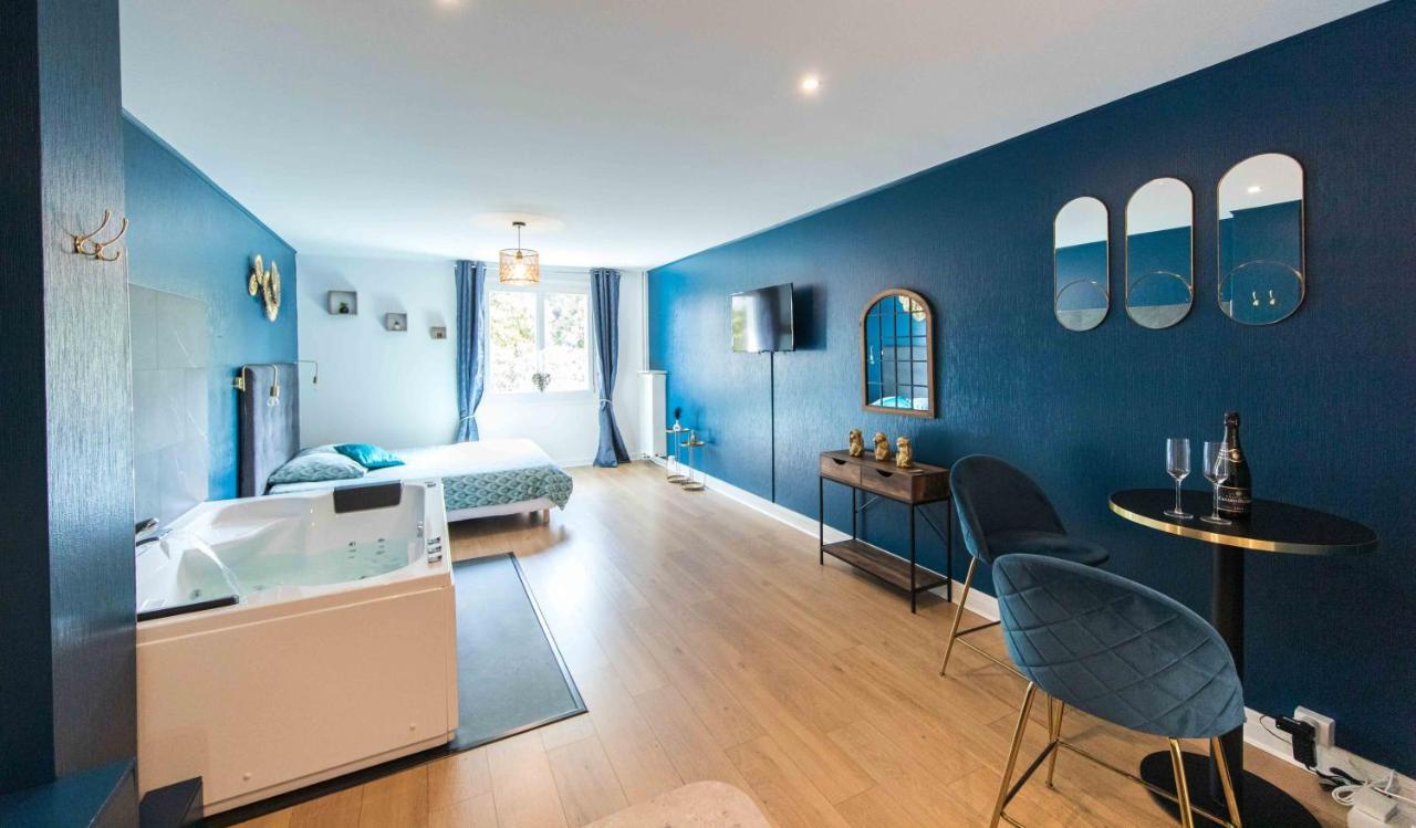 * Spa & Detente # Suite Privee # Tours # Netflix * Exteriér fotografie